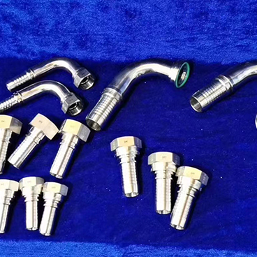 Clamp sleeve fittings